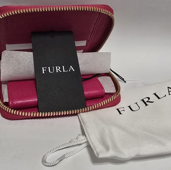 Furla Wallet In Fuchsia - Picture 3 of 4